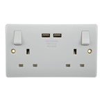 BG Electrical White 2 Gang Power Socket, 2 Poles, 13A, Type G - British, USB