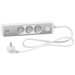 French 2P 3 Gang Trailing Socket, 1.5m Cable, 16A, 250 V