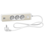 French 2P 3 Gang Trailing Socket, 1.5m Cable, 16A, 250 V