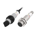 RS PRO Diffuse Reflection Photoelectric Sensor, Barrel Sensor, 0.4 m Detection Range