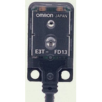 Omron Diffuse Photoelectric Sensor, Block Sensor, 5 mm → 30 mm Detection Range