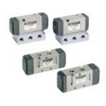 5 Port double air pilot operated valve Body Ported 1/8" bsp threaded outputs