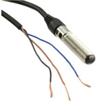 Omron Diffuse Photoelectric Sensor, Barrel Sensor, 3 mm → 50 mm Detection Range