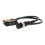 Omron Retroreflective Photoelectric Sensor, Block Sensor, 15 m Detection Range