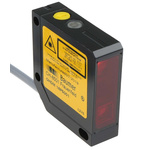 Baumer Diffuse Photoelectric Sensor, Block Sensor, 25 → 300 mm Detection Range