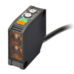 Omron Diffuse Photoelectric Sensor, Block Sensor, 7 m Detection Range