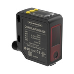 Banner Background Suppression Photoelectric Sensor, Block Sensor, 100-3000 mm Detection Range IO-LINK