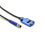 Bulgin Diffuse Photoelectric Sensor, 2 mm → 30 mm Detection Range