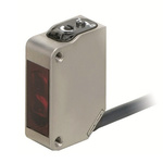 Omron Diffuse Photoelectric Sensor, Block Sensor, 300 mm Detection Range