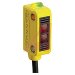 Banner Diffuse Photoelectric Sensor, Block Sensor, 15 mm Detection Range