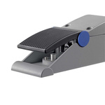 Schmersal Industrial Duty Momentary Foot Switch - Aluminium Case Material, NC/NO, 4 A Contact Current, 230V Contact