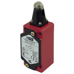 RS PRO Roller Plunger Limit Switch, 2NO/2NC, IP67, SPDT, Die Cast Zinc Housing, 600V ac ac Max, 10A Max