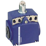 Telemecanique Sensors OsiSense XC Series Roller Plunger Limit Switch, NO/NC, IP66, IP67, DPST, Plastic Housing, 240V ac