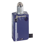 Telemecanique Sensors OsiSense XC Series Roller Plunger Limit Switch, NO/NC, IP66, IP67, IP68, Zamak Zinc Alloy