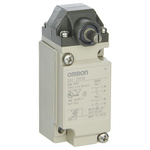 Omron Roller Lever Limit Switch, 2NO/2NC, IP67, DPDT, 600V ac Max, 5A Max