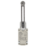 Omron WL Series Roller Lever Limit Switch, NO/NC, IP67, SPST, 500V ac Max, 10A Max