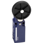 Telemecanique Sensors Roller Limit Switch, 1NC/1NO, IP66, IP67, Plastic Housing, 10A Max
