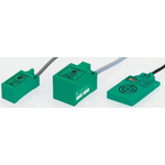 Pepperl + Fuchs Inductive Block-Style Proximity Sensor, 10 mm Detection, PNP Output, 10 → 30 V dc, IP67