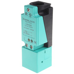 Pepperl + Fuchs Capacitive Block-Style Proximity Sensor, 15 mm Detection, PNP Output, 10 → 30 V dc, IP65