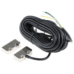 Omron F3S-TGR-N_R Series Magnetic Non-Contact Safety Switch, 24V dc, Stainless Steel Housing, NO/2NC, 10m Cable