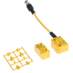 Pilz Transponder Non-Contact Safety Switch, 24V dc, Polybutylene Terephthalate Housing, M12