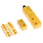Pilz Transponder Non-Contact Safety Switch, 24V dc, Glass filled Polyamide (PA-GF) Housing, M12