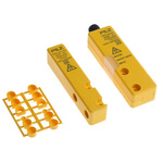 Pilz Transponder Non-Contact Safety Switch, 24V dc, Glass filled Polyamide (PA-GF) Housing, M12