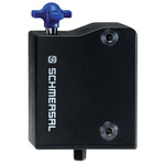 Schmersal AZM 300 Series Solenoid Interlock Switch, Power to Lock, 24V dc