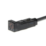 Omron Rectangular-Style Inductive Proximity Sensor, 2.5 mm Detection, PNP Output, 12 → 24 V dc, IP67