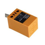 Omron Rectangular-Style Inductive Proximity Sensor, 5 mm Detection, PNP Output, 12 → 24 V dc, IP67