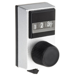Vishay 17.7mm Black Potentiometer Knob for 6.35mm Shaft Splined, 15A31B010
