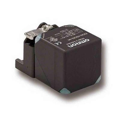 Omron Inductive Block-Style Proximity Sensor, 40 mm Detection, PNP Output, IP67, IP69K