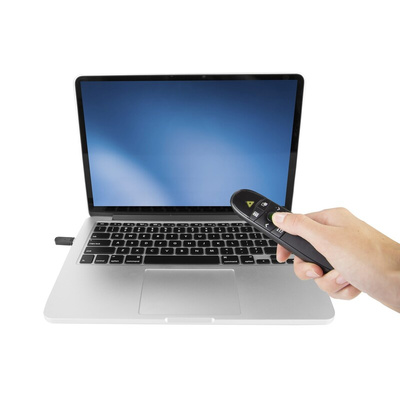 StarTech.com Wireless Presenter with Green Dot