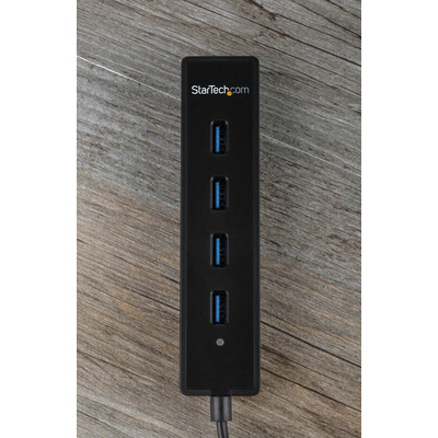 StarTech.com 4 Port USB 3.0 USB A  Hub, USB Powered, 137 x 30 x 22mm