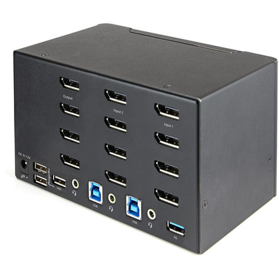 StarTech.com 23 Port Quad Monitor USB DisplayPort KVM Switch, 3.5 mm Stereo