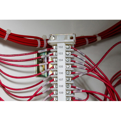 Brady B-423 Polyester White Cable Labels, 12.7mm Width, 1 Qty