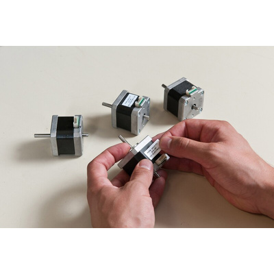 Brady B-499 Nylon Cloth White Label Roll, 19.05mm Width, 38.1mm Height, 250 Qty