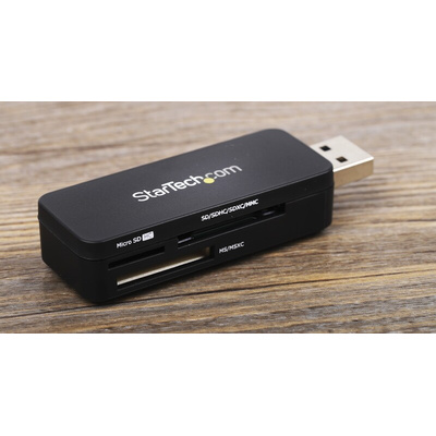 StarTech.com 3 port USB 3.0 External Memory Card Reader for Multiple Memory Cards