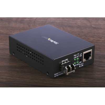 StarTech.com LC, RJ45 Media Converter, Multi Mode, 10/100/1000Mbit/s, Full Duplex 550m