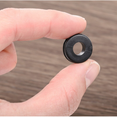 RS PRO Black PVC 9.5mm Cable Grommet for Maximum of 6.4mm Cable Dia.