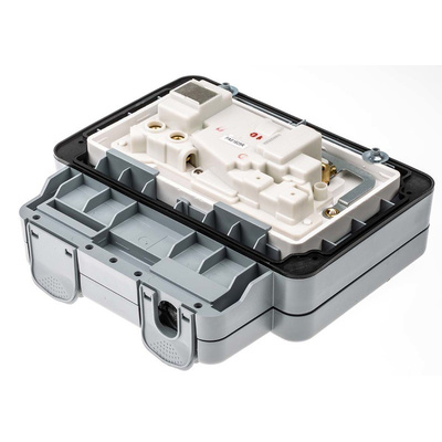 MK Electric Masterseal plus 13A, BS Fixing, Active, Single Gang RCD Socket, Polycarbonate, Surface Mount, IP66, Grey