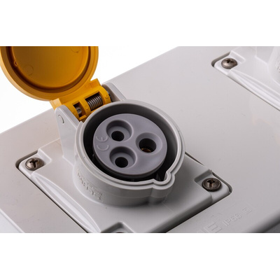 Scame IP44 Yellow Surface Mount 2P + E Industrial Power Socket, Rated At 16A, 100 → 130 V
