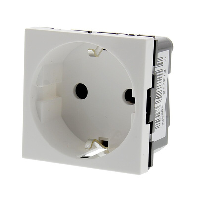 Legrand White 1 Gang Plug Socket, 16A, Type F - German Schuko, Indoor Use