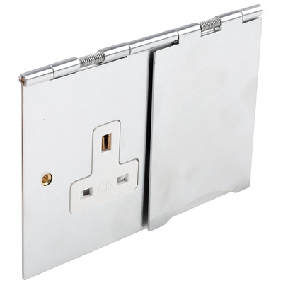 MK Electric Silver 2 Gang Plug Socket, 2 x 2P + E Poles, 13A, Type G - British