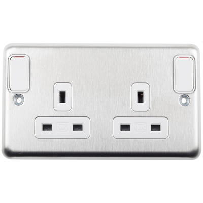 MK Electric Silver 2 Gang Plug Socket, 2 x 2P + E Poles, 13A, Type G - British