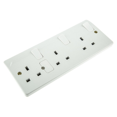 MK Electric White 3 Gang Plug Socket, 2 Poles, 13A, Type G - British, Indoor Use