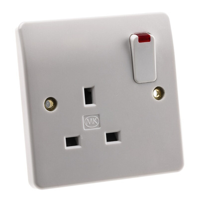 MK Electric White 1 Gang Plug Socket, 2 Poles, 13A, Type G - British, Indoor Use