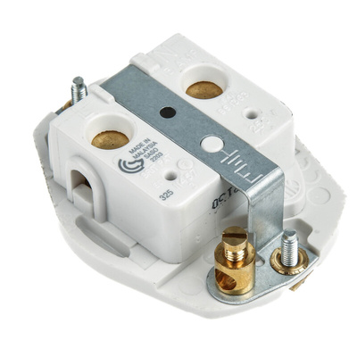 MK Electric White 1 Gang Plug Socket, 13A, Type G - British, Indoor Use