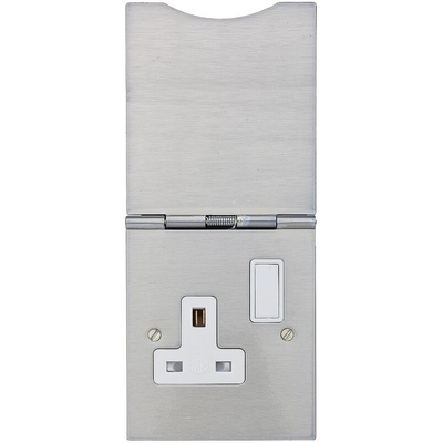 MK Electric 1 Gang Plug Socket, 13A, Type G - British, Indoor Use