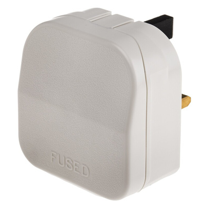 PowerConnections Europe to UK Mains Connector Converter, Rated At 3A